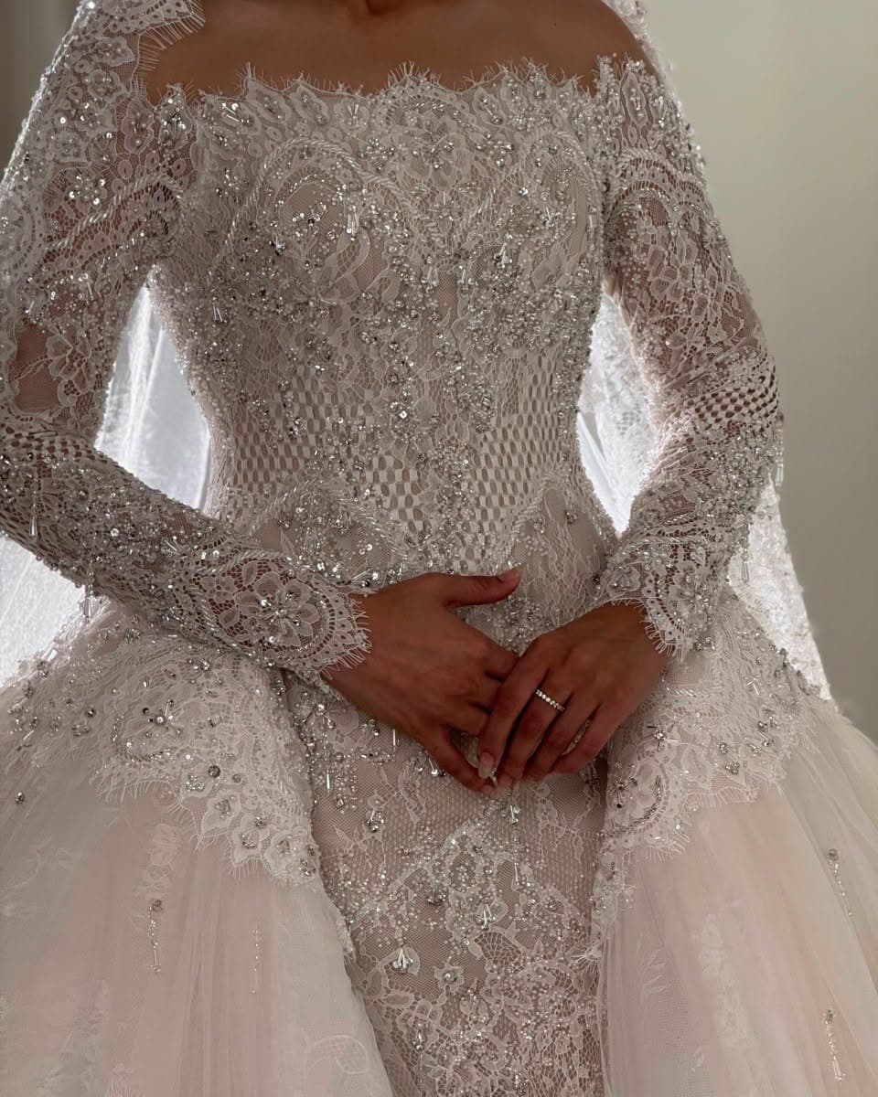 Qamaraya look 4